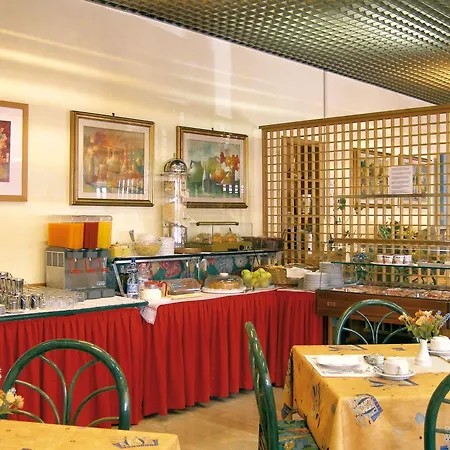Bellaria Hotel 2*