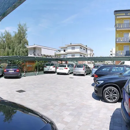 Bellaria Hotel 2*